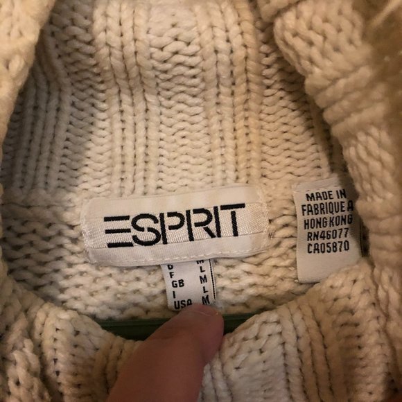 ESPRIT WHITE SWEATER - Picture 3 of 3